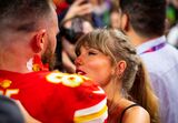 Kansas City Chiefsm, taylor swift, Travis Kelce, super bowl