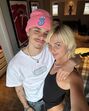Romeo Beckham e Mia Regan