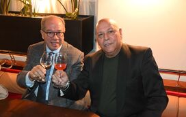Famosos marcaram presença na inauguração do restaurante Bardô