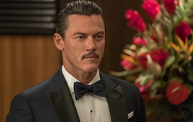 Luke Evans está a passar férias em Portugal! O ator internacional escolheu a paisagem alentejana para desfrutar do sossego