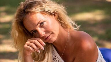 O desespero de Bárbara Norton de Matos após assalto, a contabilizar estragos e com a filha a chorar