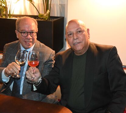 Famosos marcaram presença na inauguração do restaurante Bardô