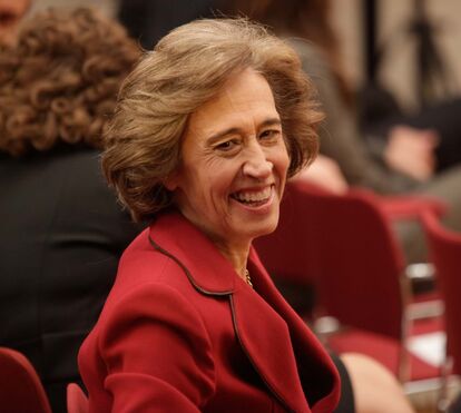 Big Show Manuela! Como a seríssima ministra envolvida no caso dos estudantes de 'traseiro à mostra' se transformou numa vedeta do humor