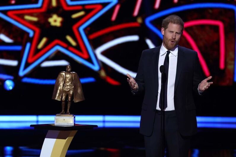 Príncipe Harry, NFL Honors