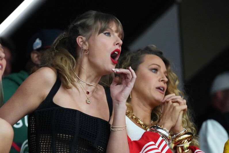 Kansas City Chiefsm, taylor swift, Travis Kelce, super bowl