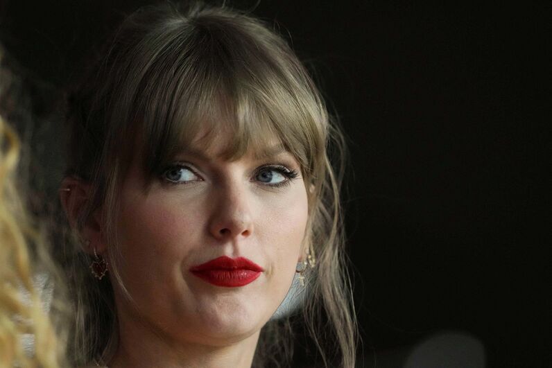 Kansas City Chiefsm, taylor swift, Travis Kelce, super bowl