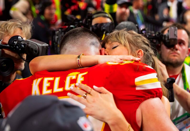 Kansas City Chiefsm, taylor swift, Travis Kelce, super bowl