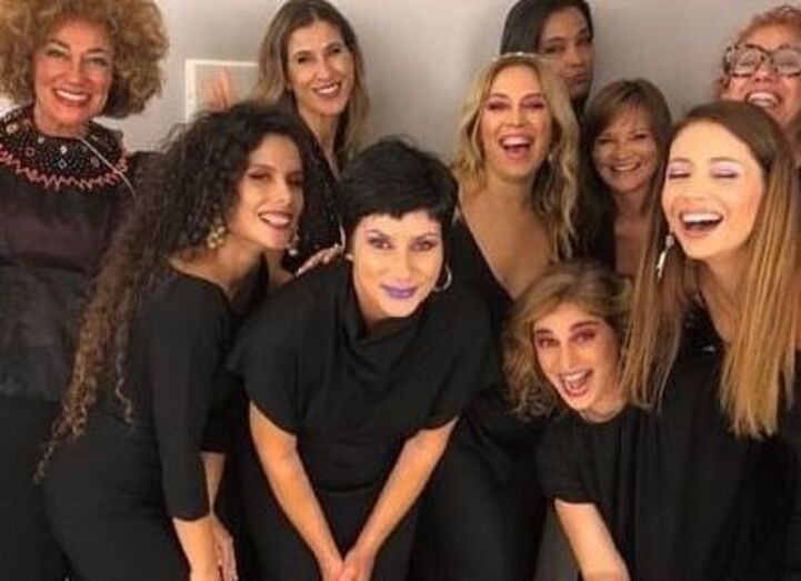 Uma Mulher É Uma Arma