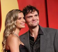 Sara Sampaio e Ray Nicholson