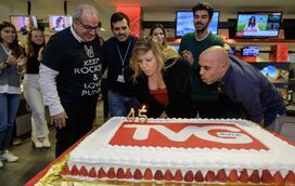 A TV Guia levou a festa à redação em dia de celebrar o 45.º aniversário, com muitas surpresas