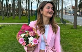 Unhas: Chama-se 'Strawberry Milk Manicure' e é a grande tendência da primavera