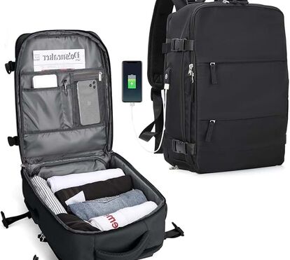 Esta é a mochila que pode levar sem problemas na cabine do avião e onde vai conseguir organizar tudo o que precisa para a sua viagem