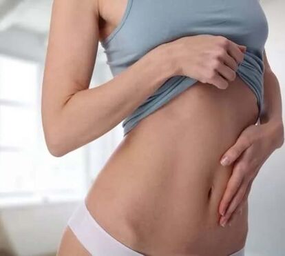 Vamos preparar o verão? Este é o gel redutor com efeito ventre plano que a vai ajudar a perder centímetros na zona da barriga
