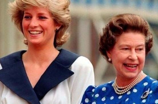 Princesa Diana, Rainha Isabel II