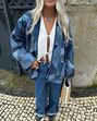 Atrevida e coquete! A blusa dos "lacinhos" que todas as mulheres querem usar nesta primavera