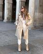 Ainda aí vem chuva? Mesmo que não venha… precisa de ter um trench coat para dar estilo