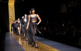 Veja como foi o desfile Dolce & Gabbana Fall-Winter 2024 na semana da moda de Milão
