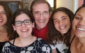 "Destruição da família tradicional"? Pedro Passos Coelho e o desafio de criar sozinho uma filha adolescente