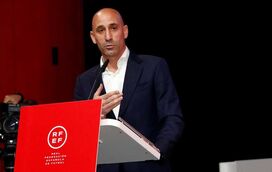 Luis Rubiales vai a julgamento pelo beijo não consentido a Jenni Hermoso