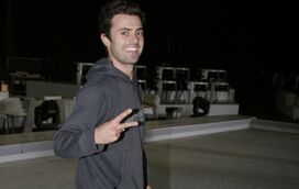 Mas afinal quem é André Patrício, o ator que foi atacado por fazer papel de transexual?