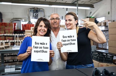 Os ténis favoritos dos podologistas e da família real espanhola são feitos por mães portuguesas