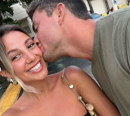 April Ivy revela finalmente o rosto do namorado. Veja as fotos apaixonadas!