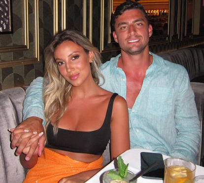 As fotos apaixonadas de April Ivy e Renato Van Veggel