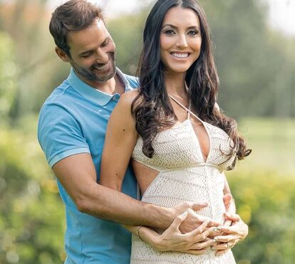 Kelly Baron e Pedro Guedes radiantes com primeiro filho