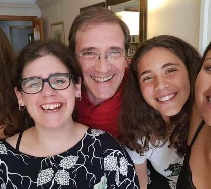 'Destruição da família tradicional'? Pedro Passos Coelho e o desafio de criar sozinho uma filha adolescente