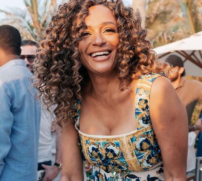 Festa na praia com vestido milionário! Assim foi o aniversário de Isabel dos Santos