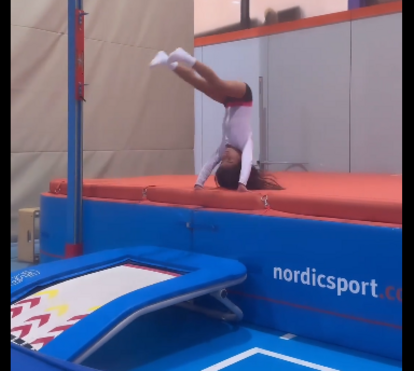 Pequenas atletas! Orgulhosa, Georgina Rodríguez mostra as filhas na ginástica