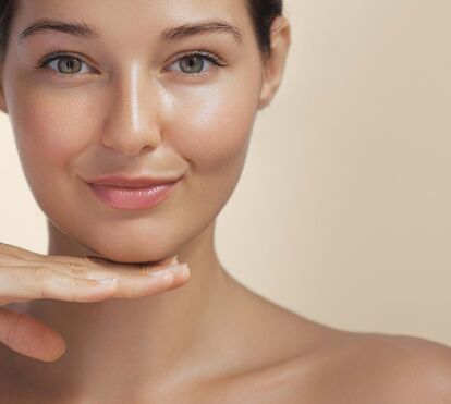 A rotina de skincare simples e baratinha que os especialistas recomendam