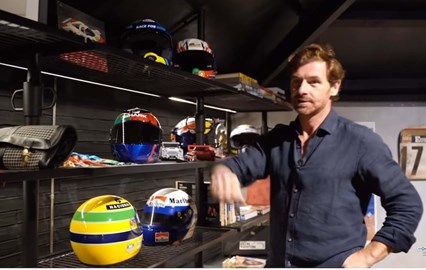 Andre Villas-Boas é 'doente' por automóveis e motas e tem capacete de Ayrton Senna, que morreu há 30 anos e que vale quase 100 mil euros