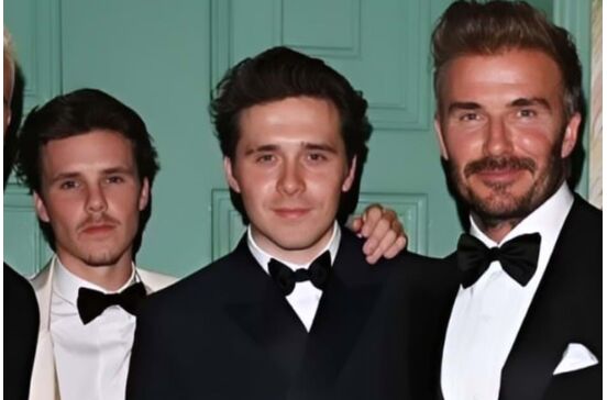 Romeo Beckham, Cruz Beckham, Brooklyn Beckham e David Beckham