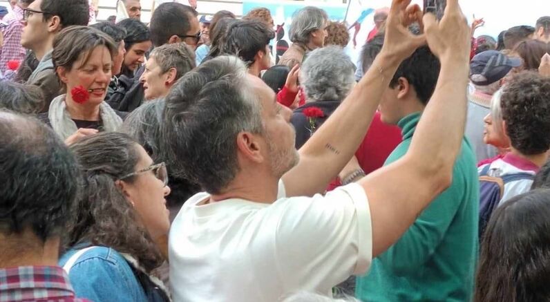 Cláudio Ramos, Avenida, 25 de Abril