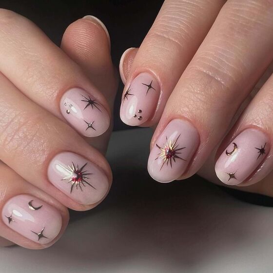 Só usa unhas curtas? Veja quais as tendências mais bonitas de primavera