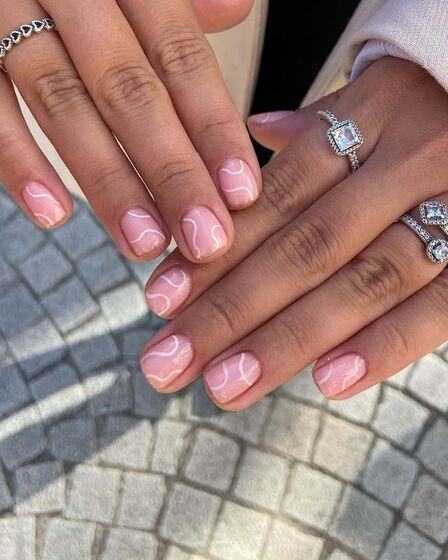 Só usa unhas curtas? Veja quais as tendências mais bonitas de primavera