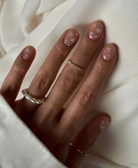 Só usa unhas curtas? Veja quais as tendências mais bonitas de primavera