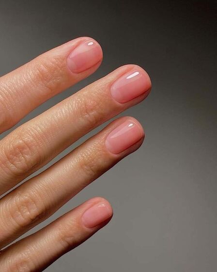 Só usa unhas curtas? Veja quais as tendências mais bonitas de primavera