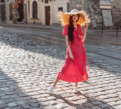 Espreitar as tendências! Cinco vestidos soltos de Primavera absolutamente irresistíveis