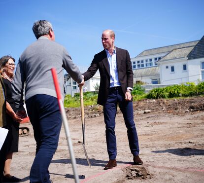 Um príncipe à beira do colapso: William não consegue disfarçar comoção ao recordar dias felizes com Kate