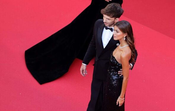 Kika Cerqueira Gomes e Pierre Gasly em Cannes