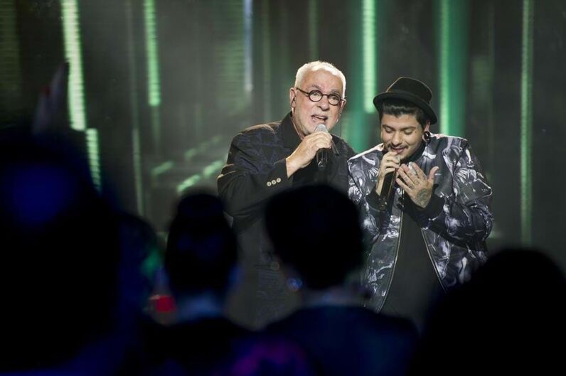 Agir e Paulo de Carvalho