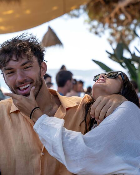 Kika Cerqueira Gomes e Pierre Gasly