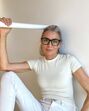 Tem mais de 50 anos e receia usar um look branco total? Arrisque… que vai adorar o resultado