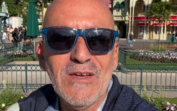 Ao lado de Joana Marque e Vasco Palmeirim, Goucha faz o resumo do primeiro dia na Disney