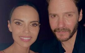 Iva Domingues sensual em Paris, ao lado de estrela de Hollywood