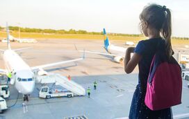 Preparar a viagem! Estes são os essenciais que não podem faltar na sua viagem de avião