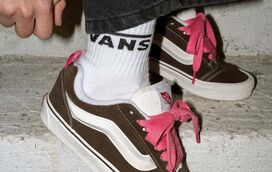 Os Vans mais vendidos estão com 30 por cento de desconto! São práticos, dão com tudo e transversais a todas a estações do ano