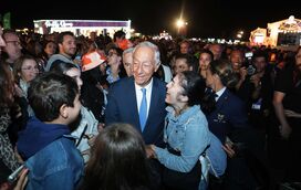 Marcelo mistura-se com o povo para assistir a Ed Sheeran no Rock in Rio
